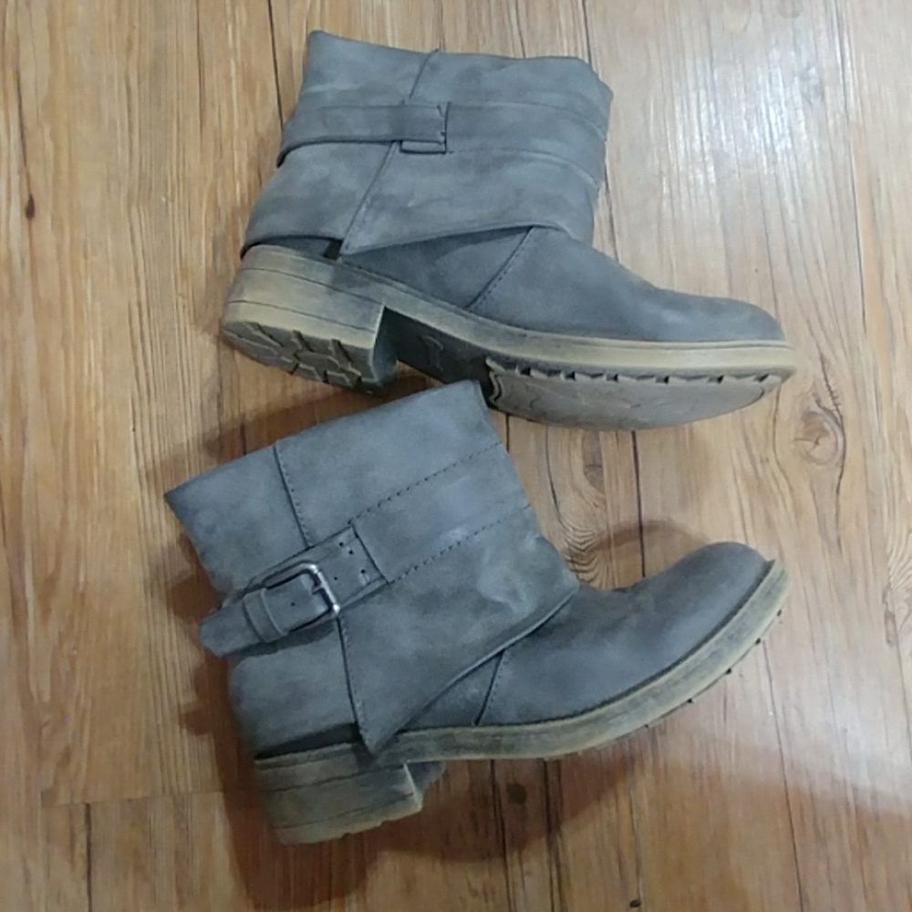 Women's ankle boots